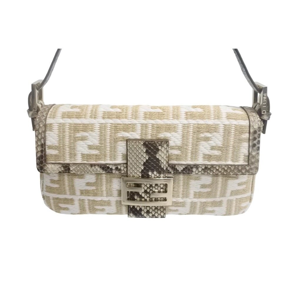 Fendi Python Zucca Shoulder Bag White Raffia Bagu… - image 1